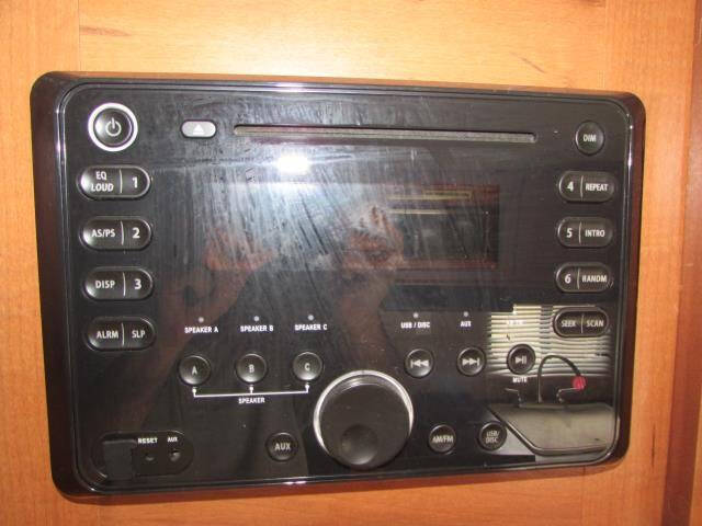 2015 CHEROKEE GREY WOLF