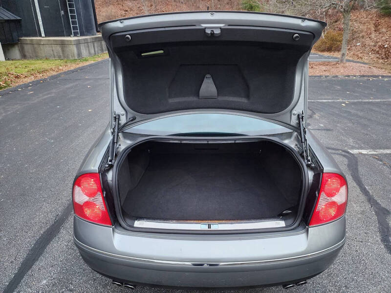 2003 Volkswagen Passat W8 4Motion