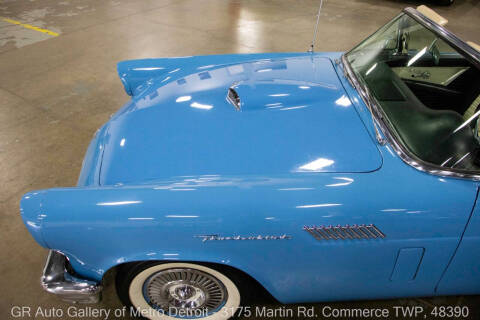 1957 Ford Thunderbird