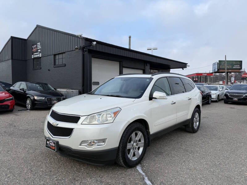 2011 Chevrolet Traverse 2LT's photo