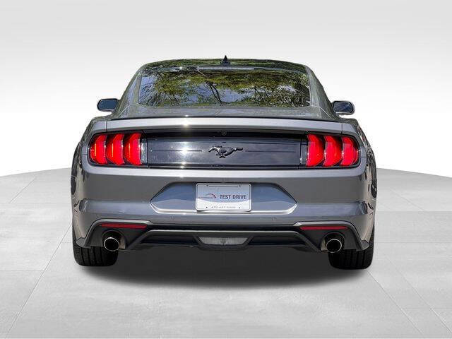 2022 Ford Mustang EcoBoost Premium