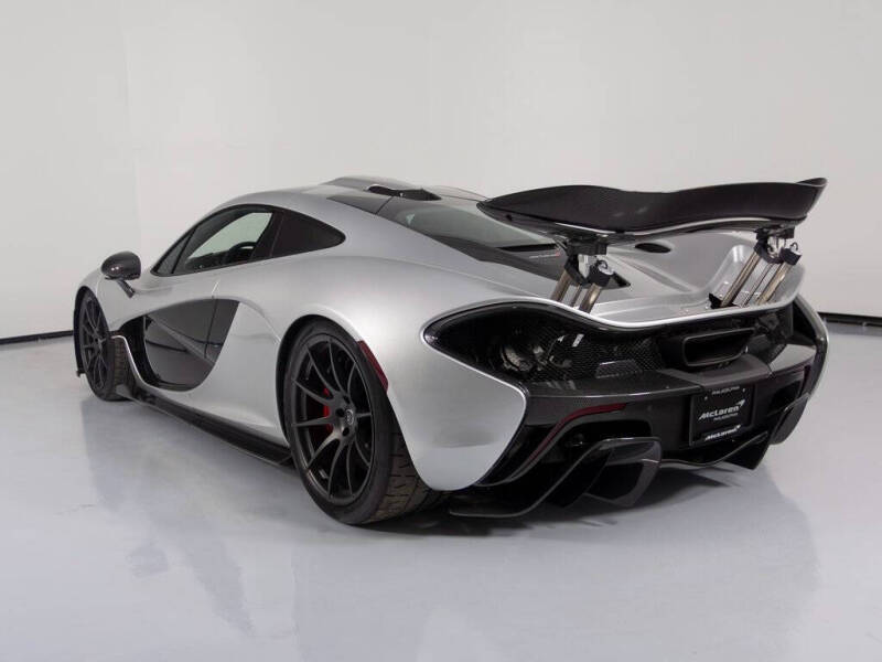 2014 McLaren P1