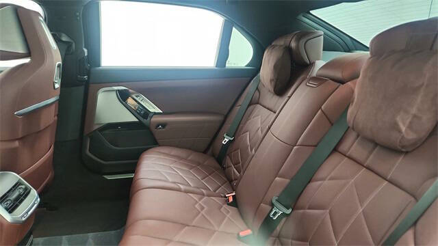 2025 BMW i7 eDrive50