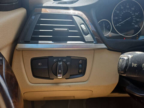 2015 BMW 3 Series 328i