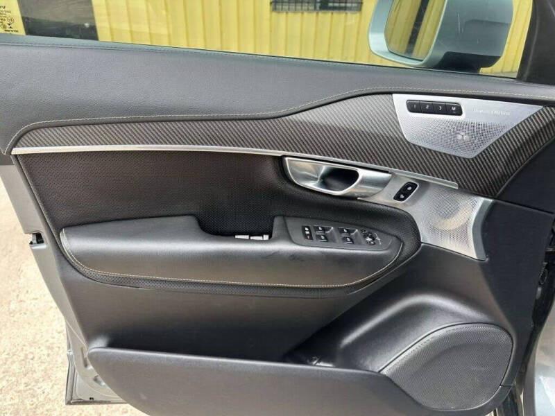 2019 Volvo XC90 T6 R-Design