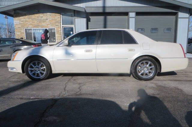 2010 Cadillac DTS Luxury Collection