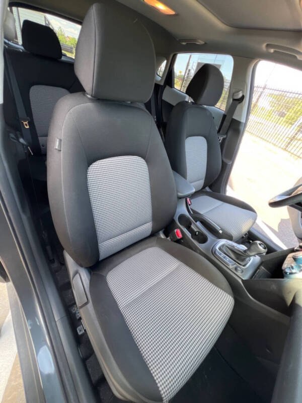 2021 Hyundai Kona SEL Plus