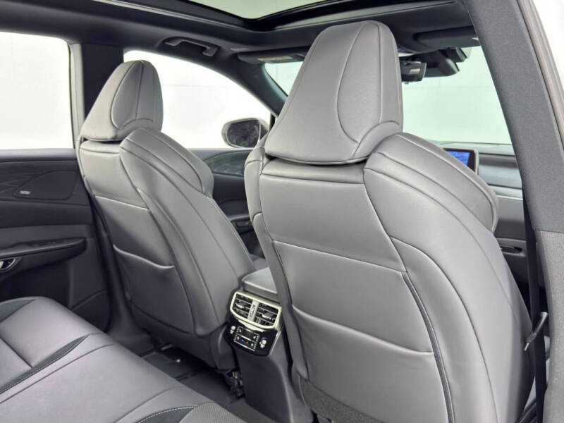 2023 Lexus RX 500h F SPORT Performance