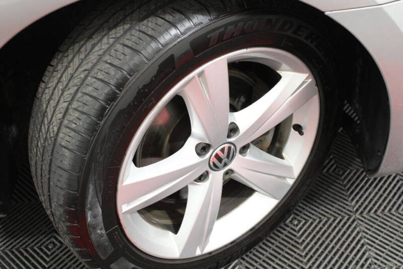 2012 Volkswagen Passat