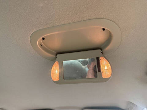2005 Cadillac DeVille DHS