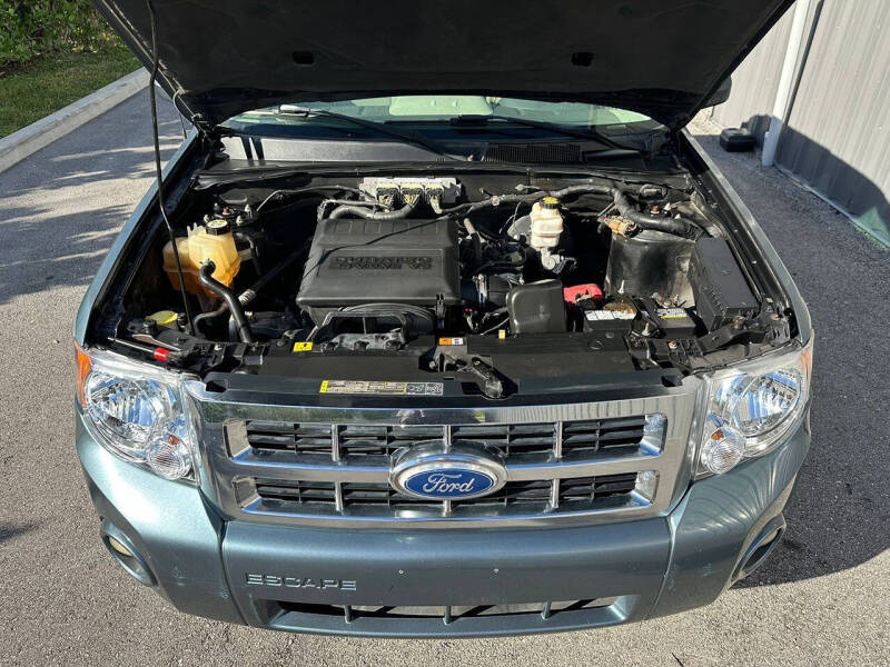 2011 Ford Escape XLT