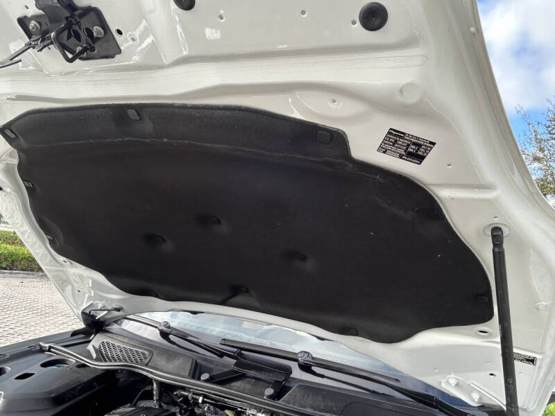 2017 Porsche Cayenne Platinum Edition