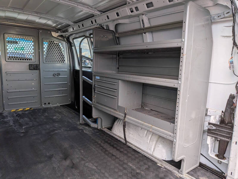 2021 Chevrolet Express 2500