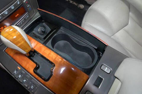 2005 Cadillac XLR
