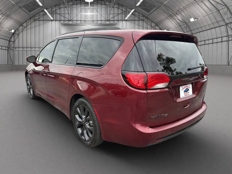 2018 Chrysler Pacifica Touring Plus