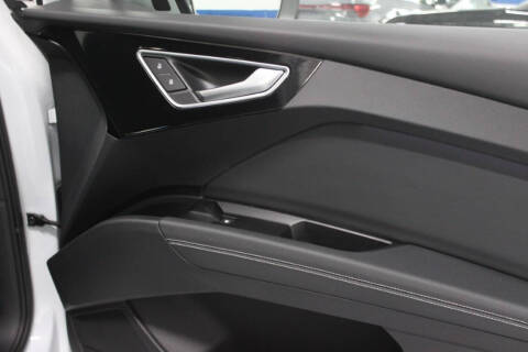 2023 Audi Q4 e-tron quattro Premium Plus 50