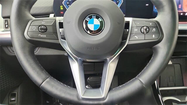 2025 BMW X2 xDrive28i