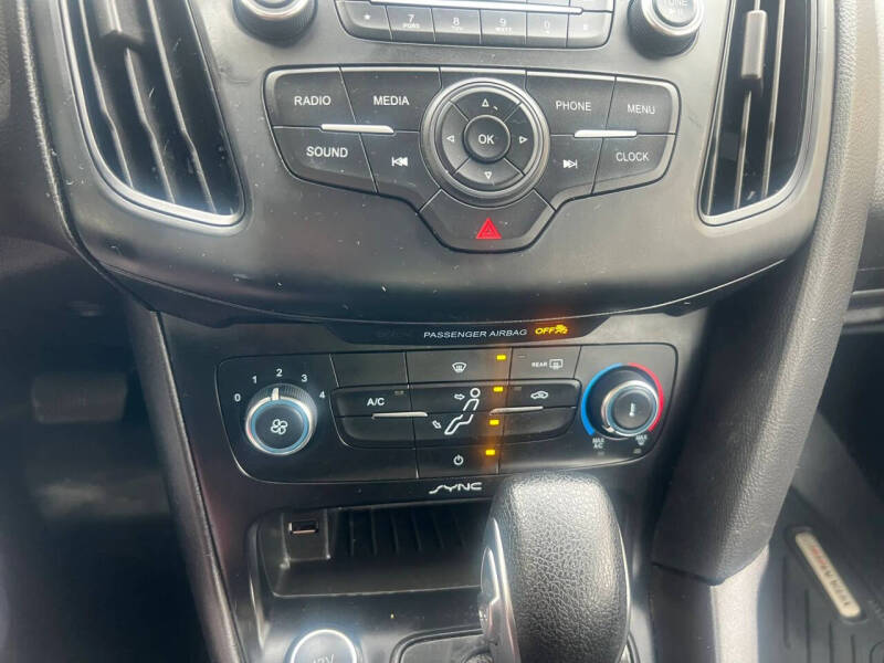 2017 Ford Focus S
