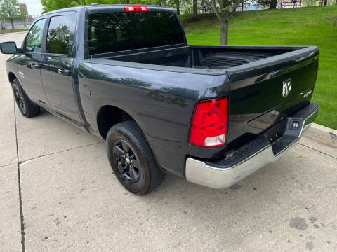 2021 RAM 1500 Classic SLT