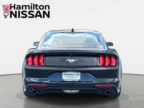 2022 Ford Mustang EcoBoost