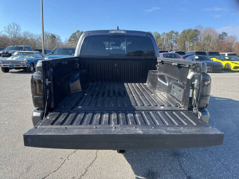 2022 Toyota Tacoma SR5 V6