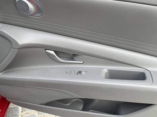 2024 Hyundai Elantra Hybrid Blue