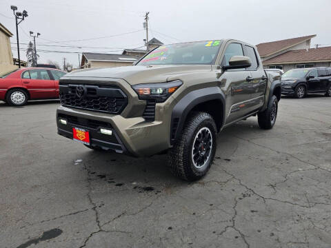 2025 Toyota Tacoma TRD Off-Road