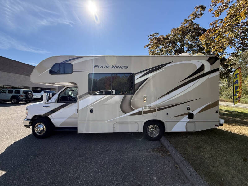 2019 Ford FOUR WINDS THOR 22E