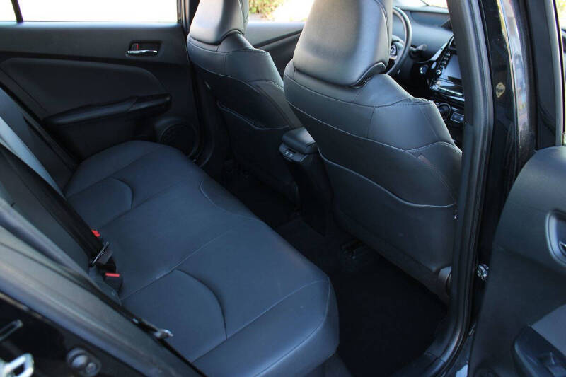 2022 Toyota Prius XLE