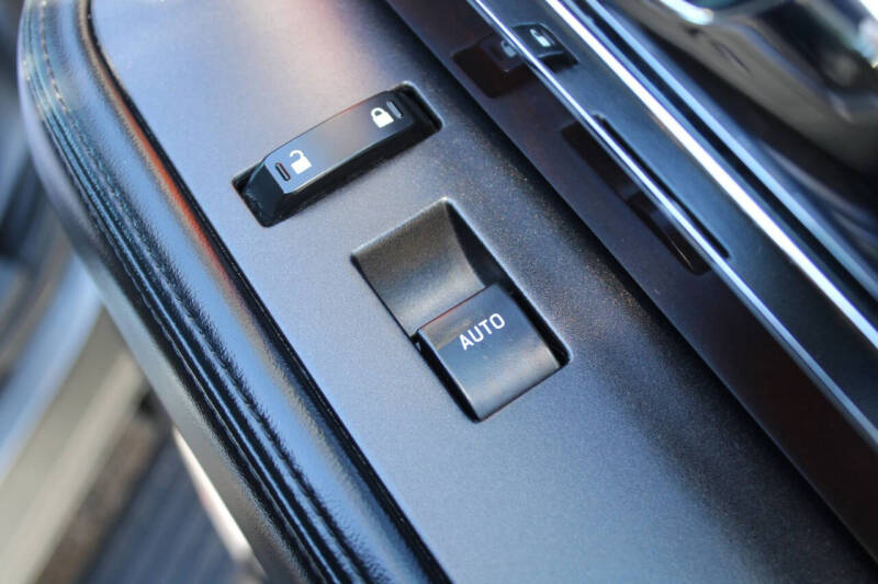 2017 Lincoln Navigator Select