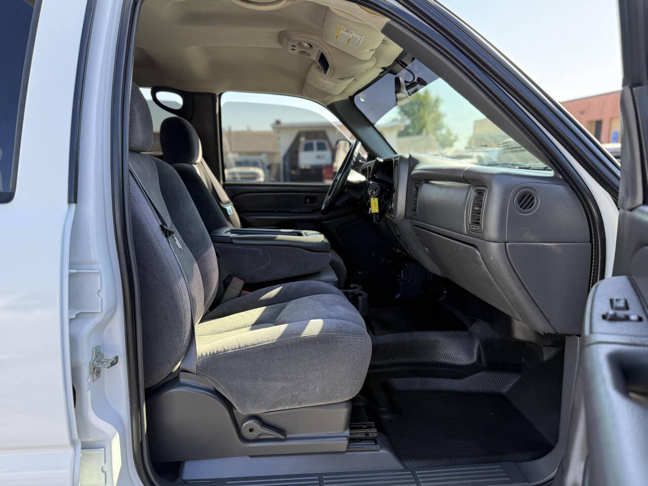 2006 Chevrolet Silverado 3500 for sale at Best Buy Motors in Signal Hill, CA