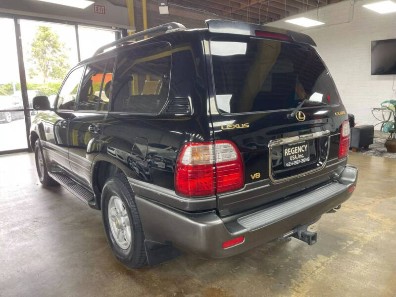 2001 Lexus LX 470