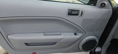 2007 Ford Mustang V6 Premium