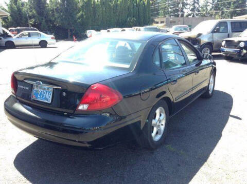 2001 Ford Taurus SE