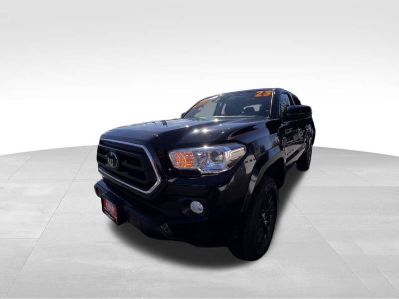 2023 Toyota Tacoma SR5 photo 7