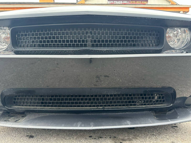 2014 Dodge Challenger SRT8 Core