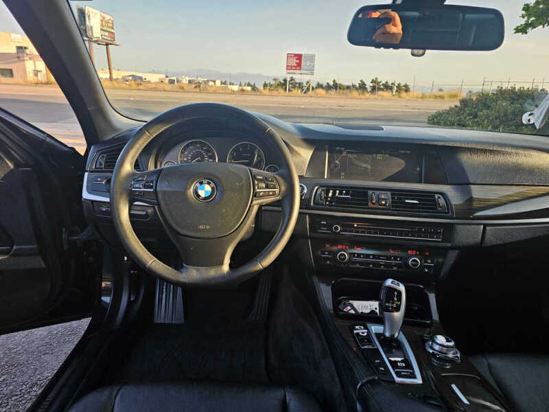 2013 BMW 5 Series 528i