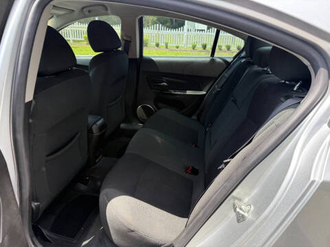 2011 Chevrolet Cruze LT Fleet