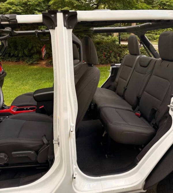 2021 Jeep Wrangler Willys Sport