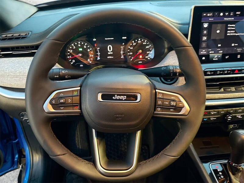 2024 Jeep Compass Latitude Lux