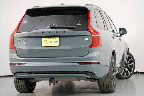 2023 Volvo XC90 Recharge T8 Ultimate Dark Theme