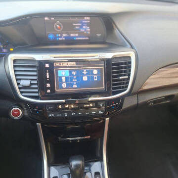 2017 Honda Accord Hybrid Touring