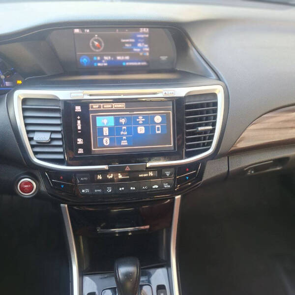 2017 Honda Accord Hybrid Touring