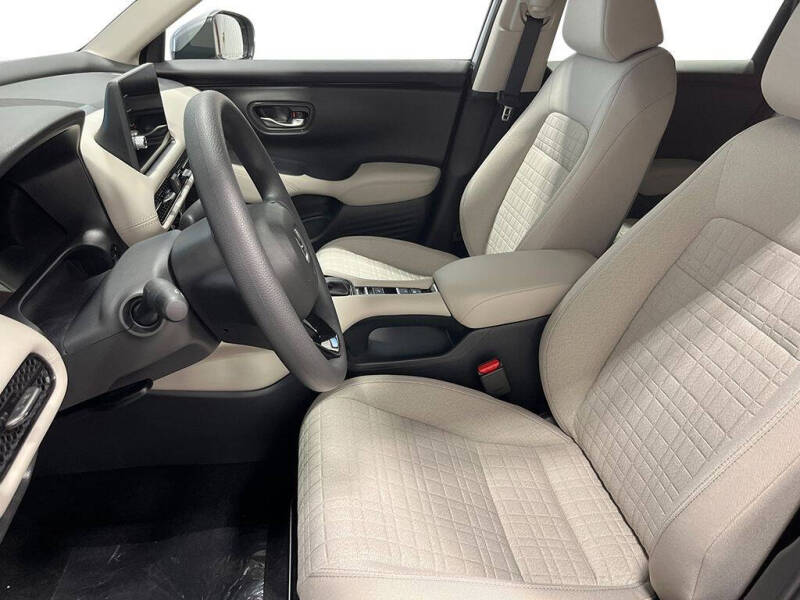 2027 Honda HR-V LX