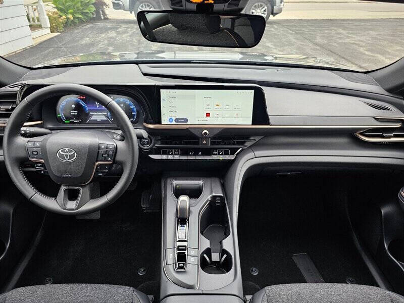 2023 Toyota Crown XLE