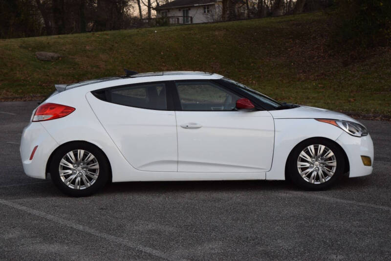 2017 Hyundai Veloster Value Edition