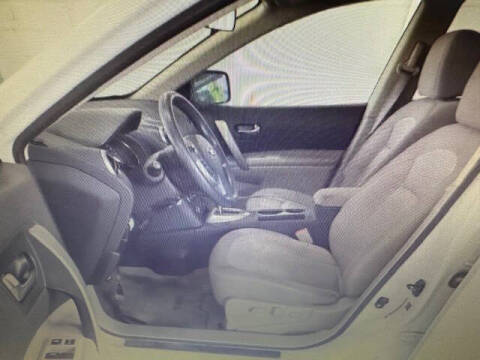 2011 Nissan Rogue SV