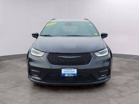 2024 Chrysler Pacifica Plug-In Hybrid Select