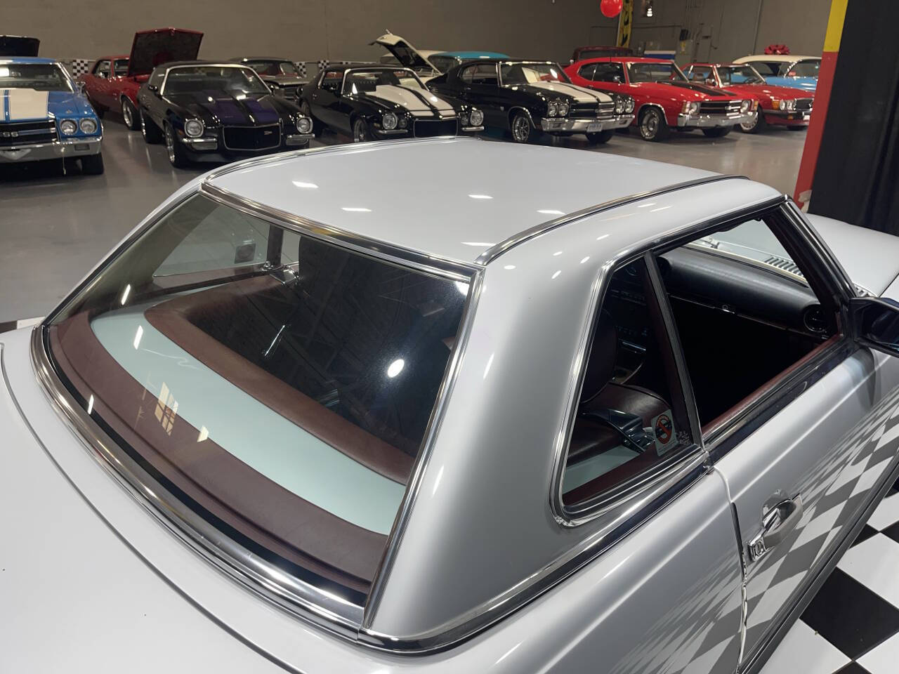 1988 Mercedes-Benz 560-Class 85