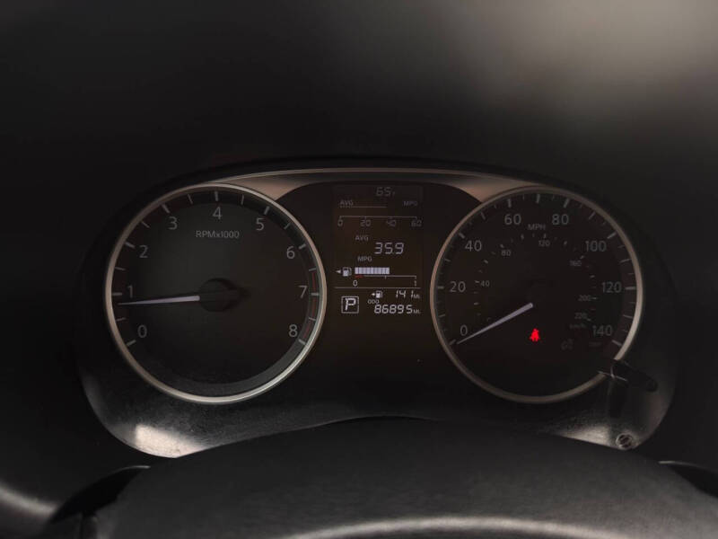 2019 Nissan Kicks S